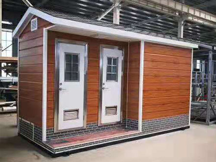 金屬雕花板廁所09